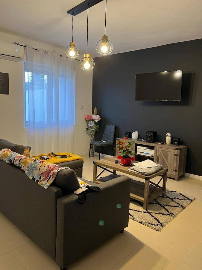 Location de vacances pour 6 personnes, avec terrasse et jardin à Nibas - 4