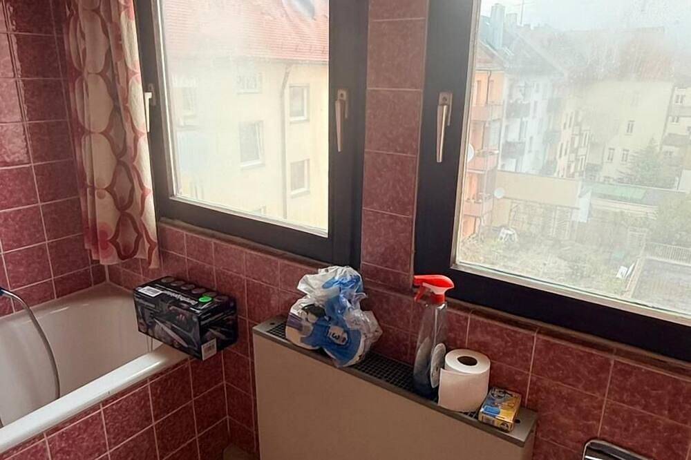 Entire apartment, Top floor apartment near the old town & Nuremberg trade fair in Nuremberg, Franconia