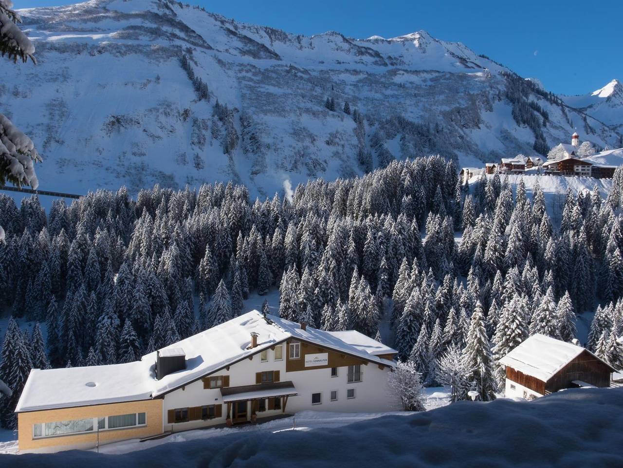 Hotel Sonnalpen - Vierbettzimmer, Dusche, Wc in Damüls, Bregenzerwald