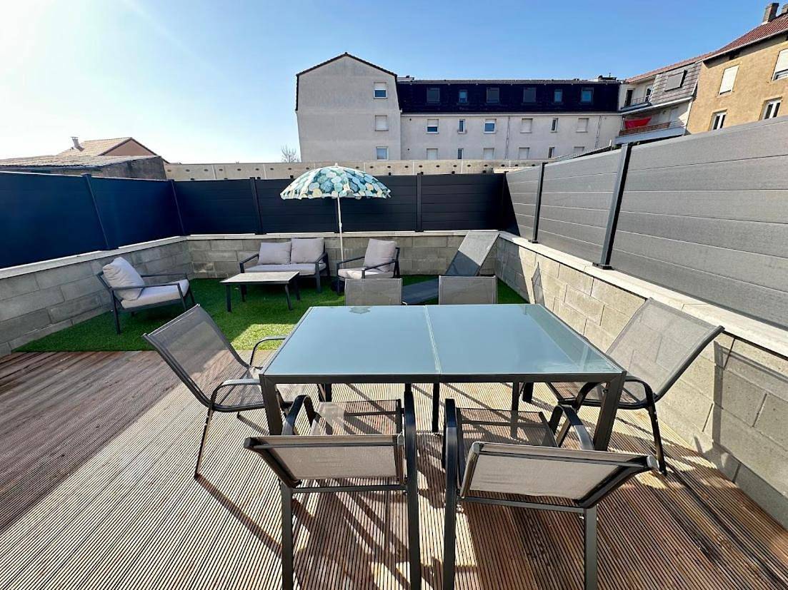 Appartement entier, M Mondelange jolie T2 avec terrasse proche Metz in Mondelange, Moselle