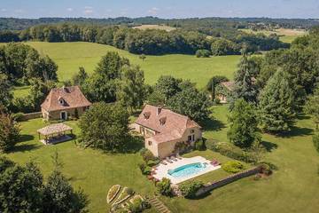 Location de vacances pour 8 personnes, avec terrasse à Douville