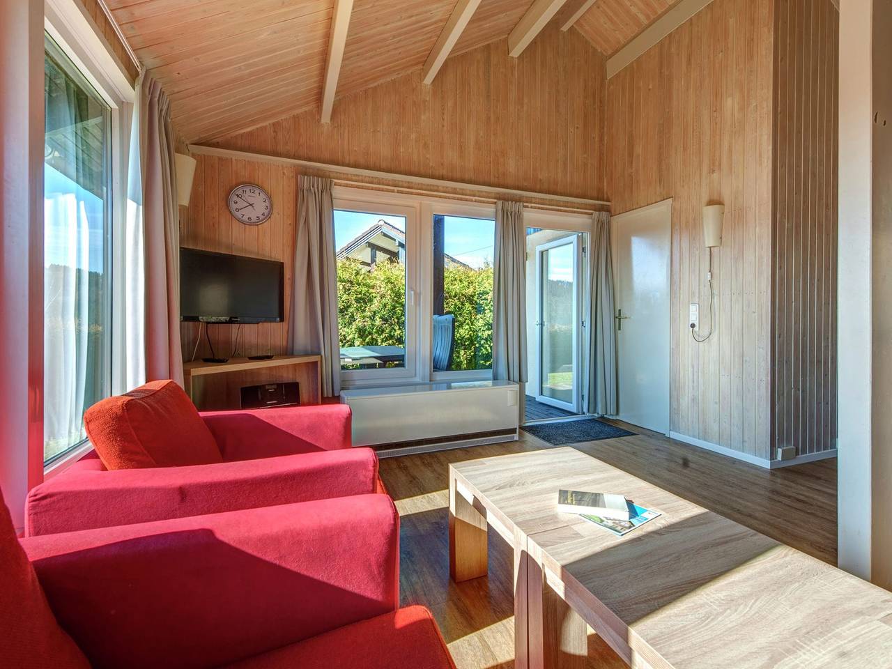 Einstöckiger Bungalow am Stausee in Kronenburg, Dahlem