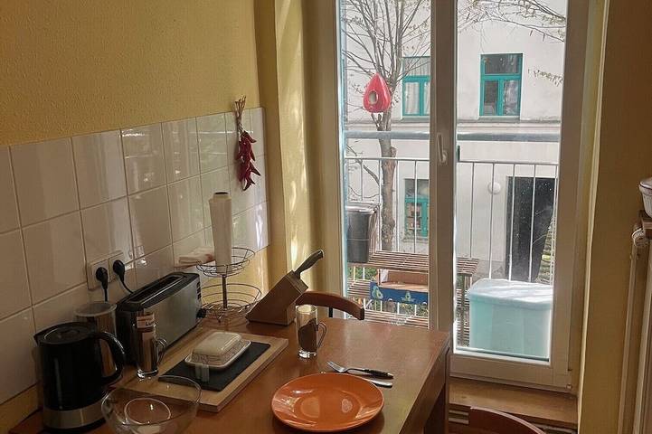 Ferienwohnung für 9 Personen in Prenzlauer Berg Berlin