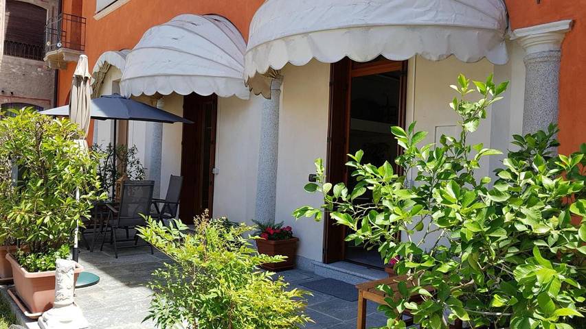 Gîte pour 4 personnes, avec terrasse et vue dans Angera - 2