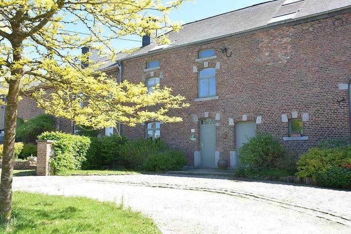Gîte pour 10 personnes, avec terrasse et jardin, animaux acceptés - 1