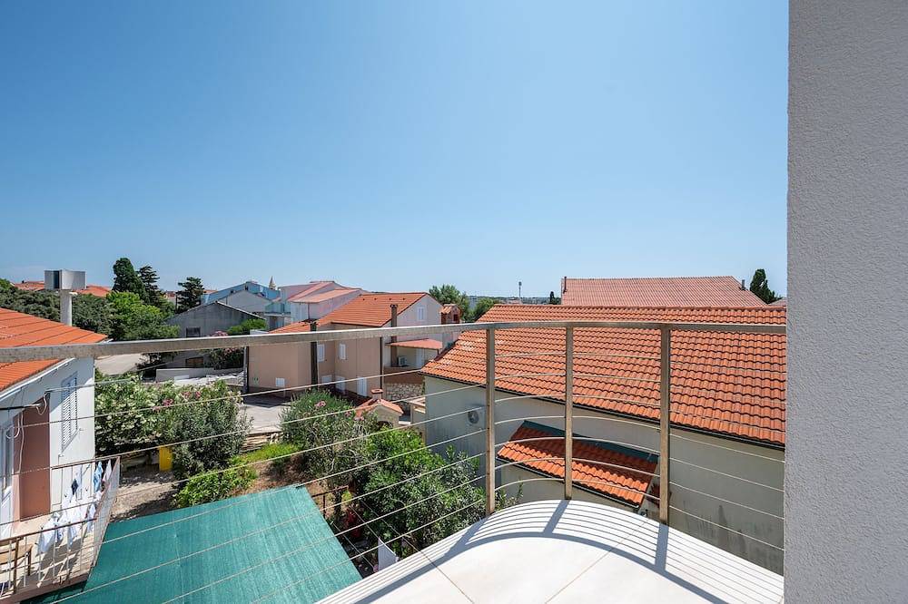 Entire apartment, One bedroom apartment with balcony Novalja, Pag (A-24135-c) in Novalja, Pag Island