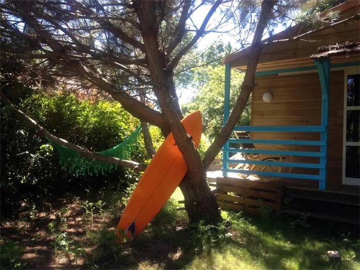 Chalet pour 3 personnes, avec jardin ainsi que terrasse et sauna