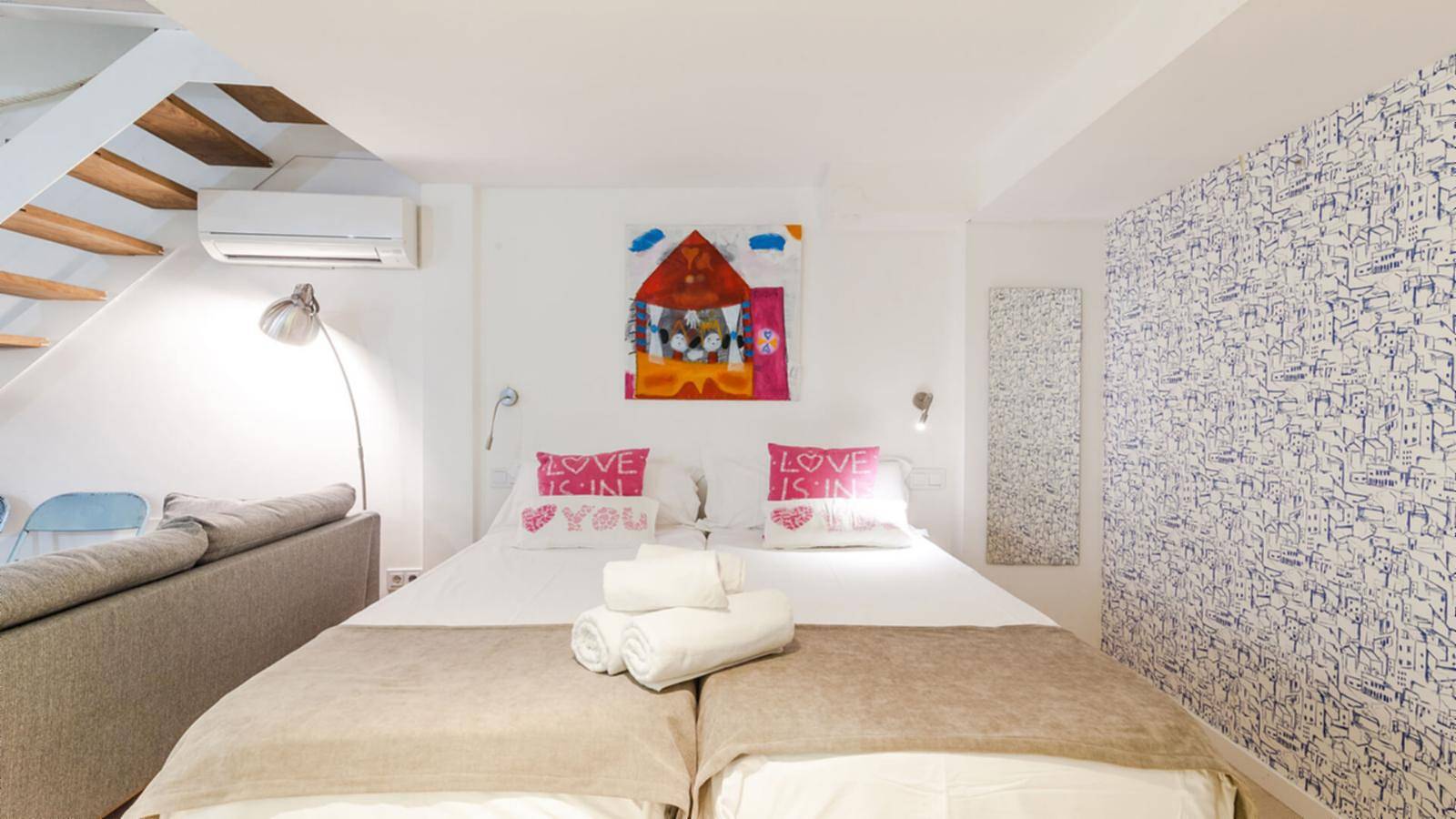 Geheel appartement, Vakantieappartement voor 4 personen met zwembad in Palma Old Town, Palma de Mallorca