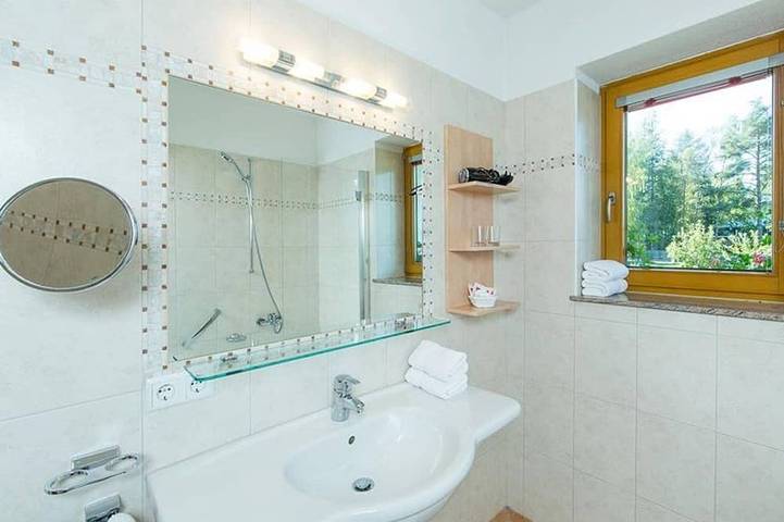 Hütte für 4 Personen, mit Garten und Balkon in Seefeld in Tirol - 4