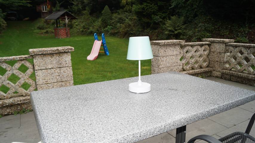 Ferienwohnung für 3 Personen, mit Ausblick und Terrasse sowie Garten in Greiz