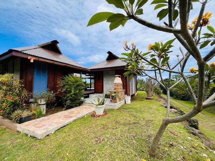 Villa pour 5 personnes, avec jacuzzi ainsi que piscine et jardin dans Mo'orea - 4