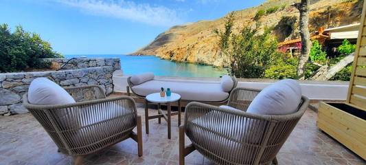 Cottage pour 2 personnes, avec vue ainsi que terrasse et jardin dans Chóra Sfakíon