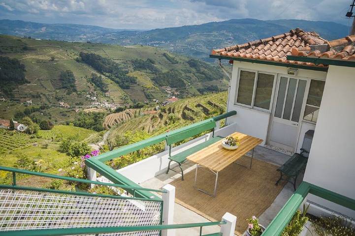 Vacation house for 6 people, with yard and balcony - 1