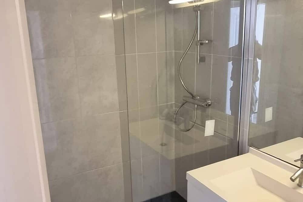 Appartement entier, Superbe appartement pieds dans l'eau in Tiuccia, Casaglione