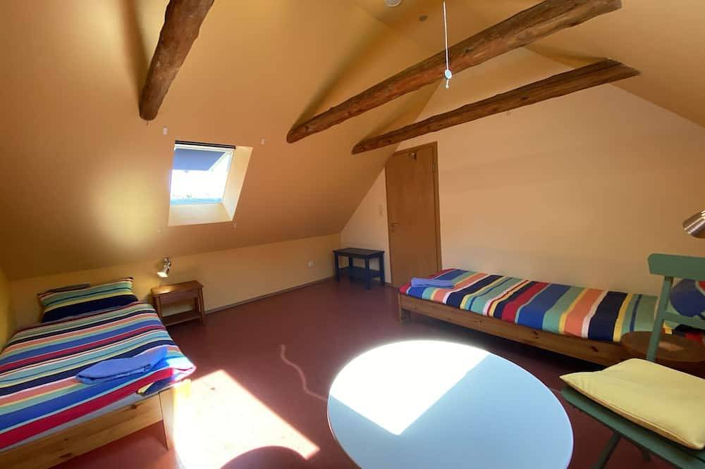 Zweibettzimmer mit großem separatem Badezimmer in Amt Neuhaus, Elbtalaue