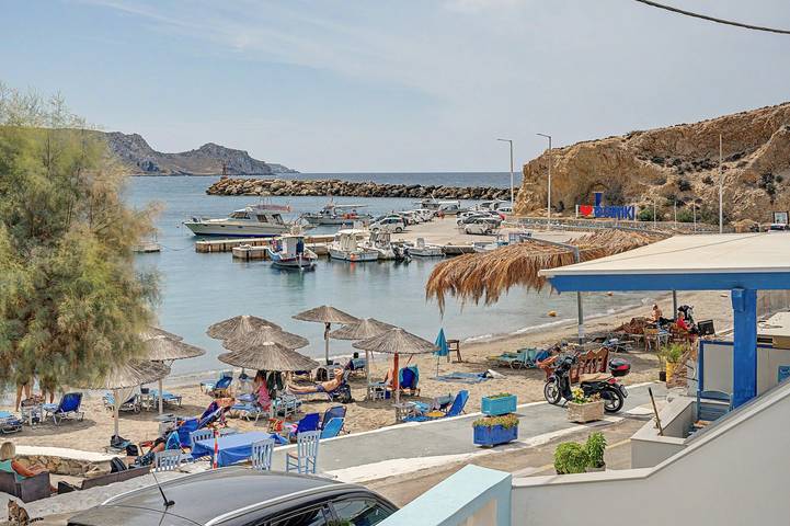 Ganze Wohnung, Apartment 'Villa2' mit Meerblick, WLAN und Klimaanlage in Karpathos