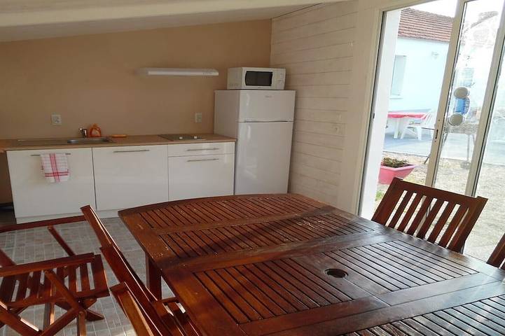 Gîte pour 2 personnes, avec jardin et piscine à Sallertaine - 3