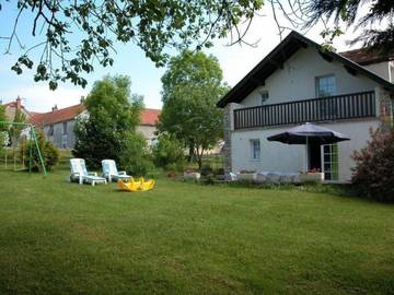 Gîte pour 10 personnes dans Source-Seine