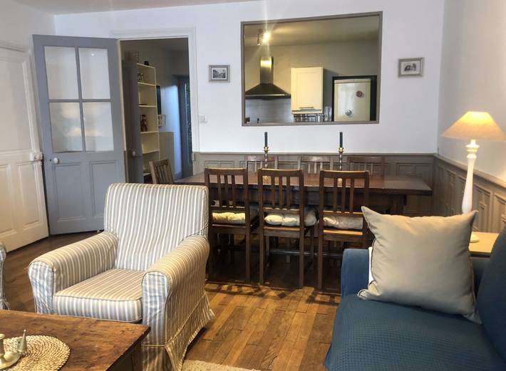 Gîte pour 8 personnes, avec jardin et terrasse à Cluny - 4