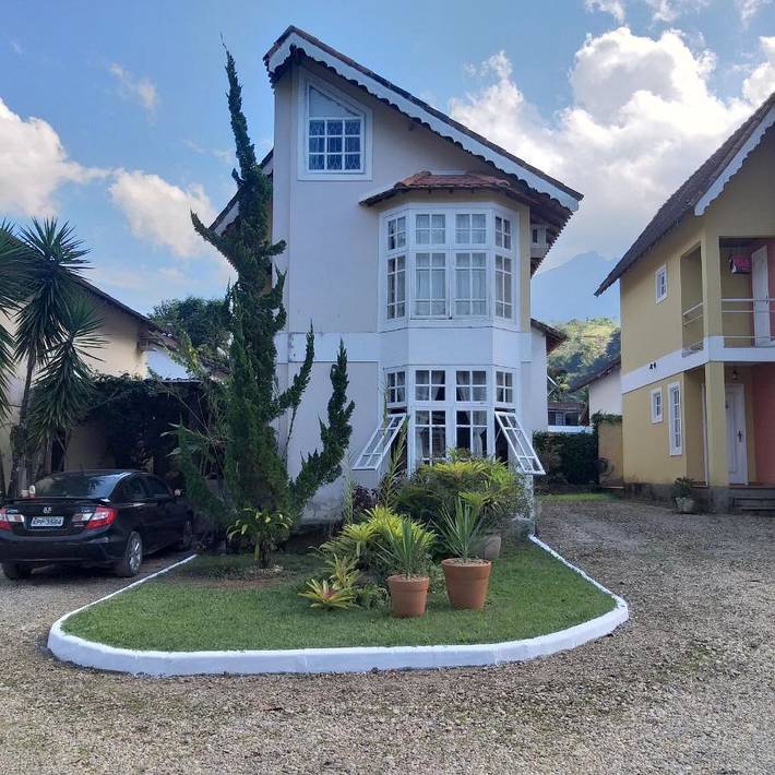 Casas e apartamentos de temporada para 8 pessoas, com vista e jardim e ainda piscina and sauna, adaptado a crianças em Itatiaia