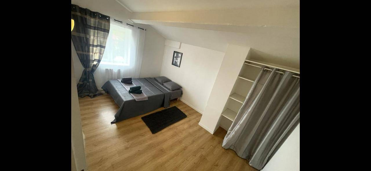 Appartement entier, Nature et confort in Vaugneray, Lyon et ses environs
