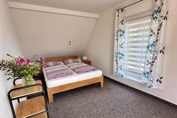 Ganze Wohnung, Große Ferienwohnung in Mecklenburg nahe Naturschutzgebiet, Badesee und Ostsee in Langen Brütz, Ludwigslust-Parchim