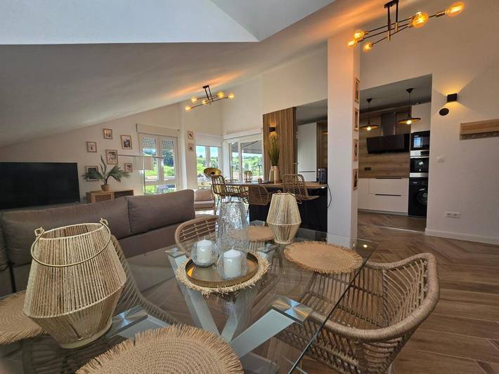 Apartamento de vacaciones para 6 personas, con balcón y vistas - 1