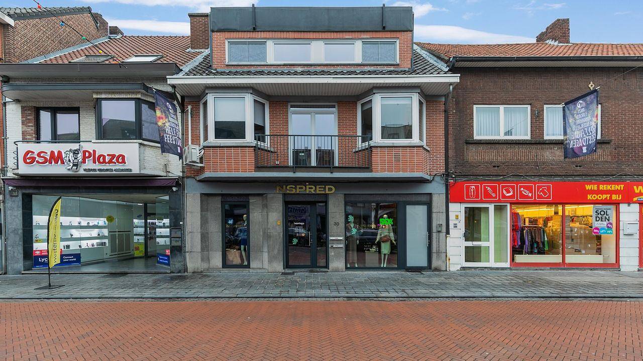 Geheel vakantieappartement, Vakantieappartement voor 6 personen met tuin in Maasmechelen, Belgisch-Limburg