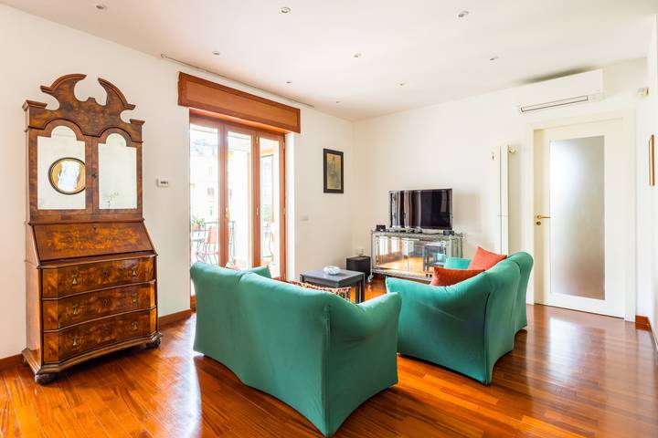 Ferienwohnung für 5 Personen, mit Balkon in Neapel - 4