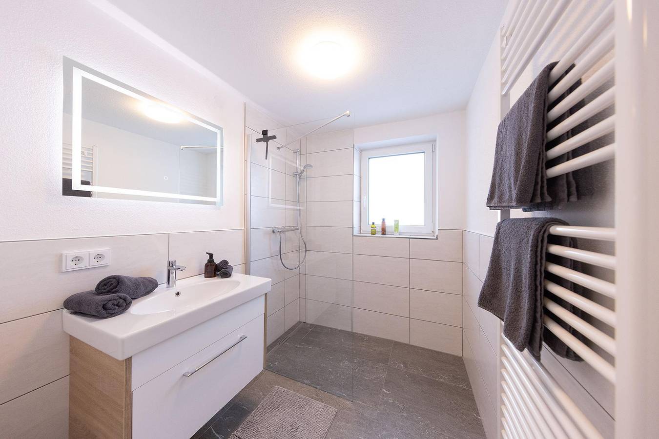 Ganze Ferienwohnung, Appartement/Fewo, Dusche, Wc, 2 Schlafräume in Dienten am Hochkönig, Pinzgau