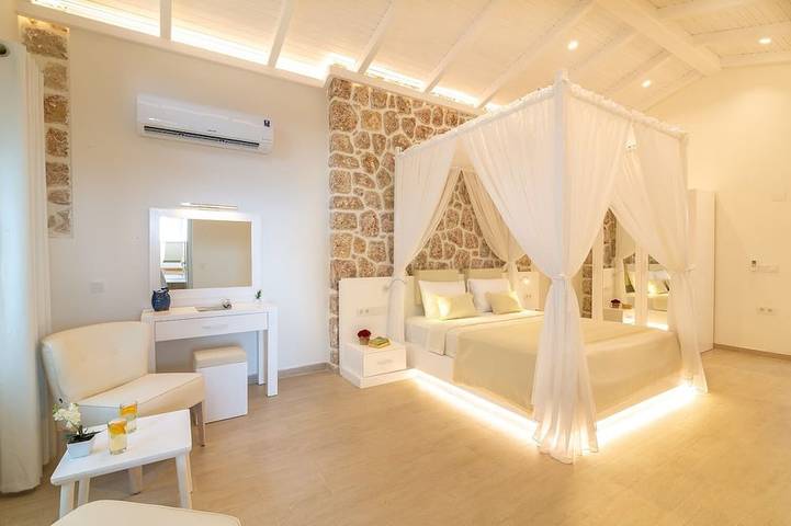 Luxus Kalkan Haus 2 Schlafzimmer - w. Privater Innenpool - Suite La Mer in Kaş, Saklıkent