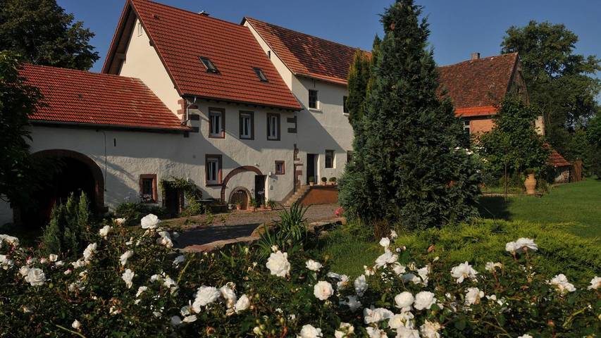 Vacation apartment for 2 people, with yard and terrace in Südliche Weinstraße
