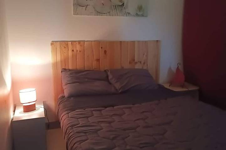 Gîte pour 7 personnes, avec terrasse et jardin, animaux acceptés dans L'Hôpital-du-Grosbois - 2