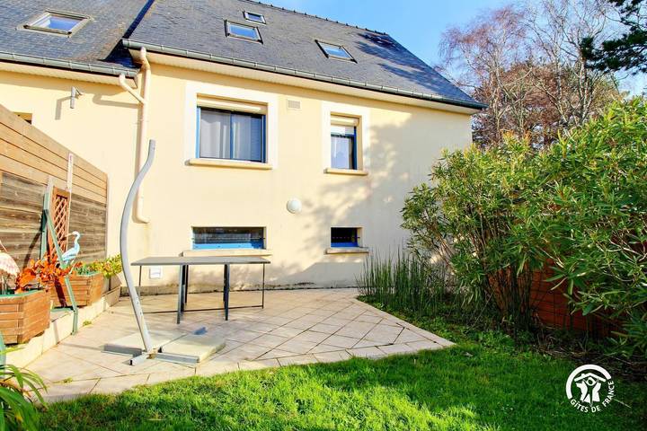 Gîte pour 4 personnes, avec terrasse ainsi que piscine et jardin à Baden (France) - 3