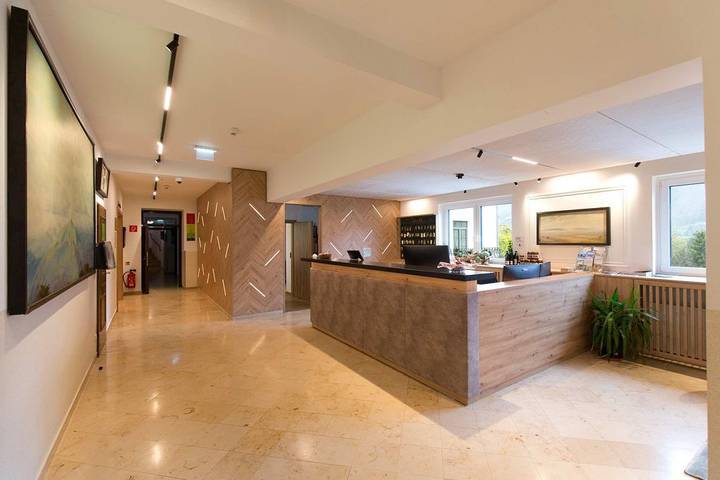 Flackl-Wirt - Comfort-Doppel- oder -Zweibettzimmer, Balkon, Bergblick in Reichenau an der Rax, Wiener Alpen in Niederösterreich