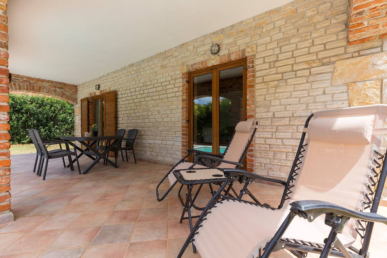 Sunny holiday house with private pool in Paradiž (Svetvinčenat), Butkovići