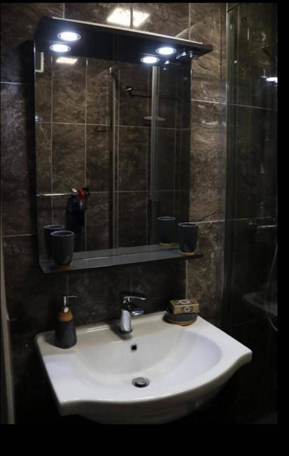 Appartement entier, Two-Bedroom Apartment with Balcony in Yutz, Moselle