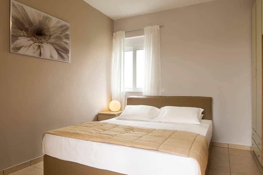 Massive Luxury Villa*private heated pool*Perfect 4 large groups up to 16 guests in Akrotiri (Chania), Chania region