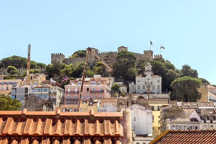 Ganze Wohnung, Downtown Modern Apartments With Balcony in Santa Maria Maior, Costa de Lisboa