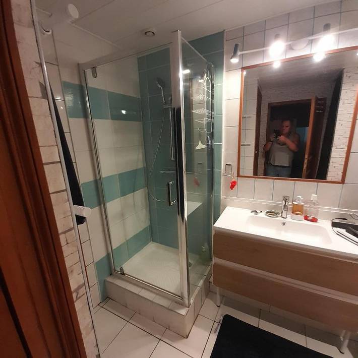 Gîte pour 2 personnes, avec vue et jardin à Jarrie