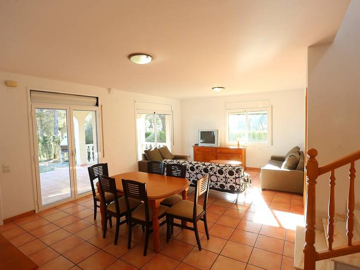 Location de vacances pour 17 personnes, avec vue et jardin, animaux acceptés dans Les Tres Cales - 3