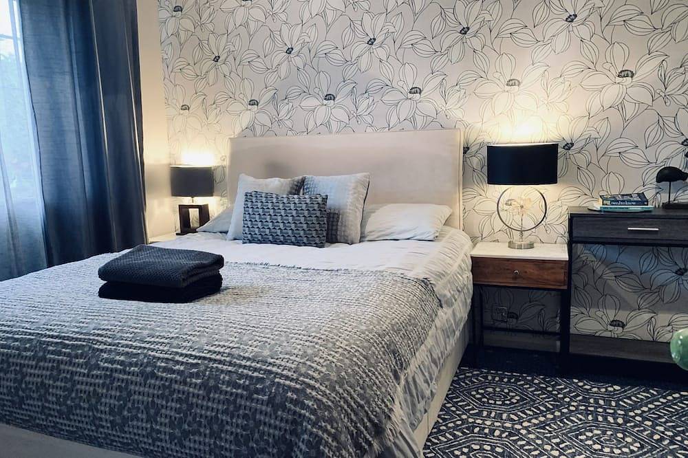 Lake house - 3 bedroom woking in Woking, Surrey