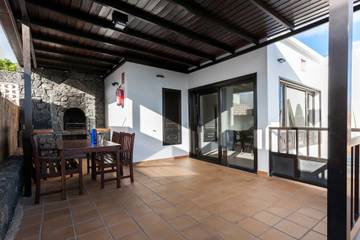 Villa for 7 People in Playa Grande (Canary Islands), Tías, Photo 1