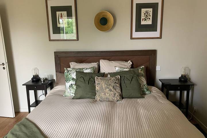 Location de vacances pour 8 personnes, avec piscine ainsi que jardin et terrasse à Remoulins - 2