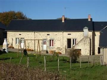 Gîte pour 10 personnes, avec jardin à Fâchin