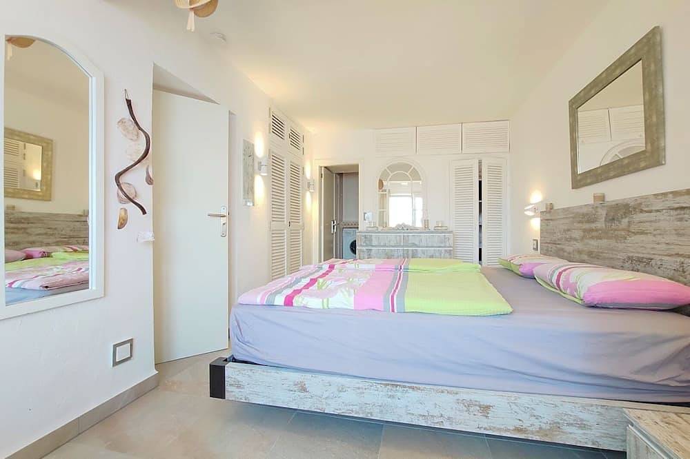 Apartamento entero, A3409 Sea view apartment for 3 people in Cala Fornells in Cala Fornells, Calvià