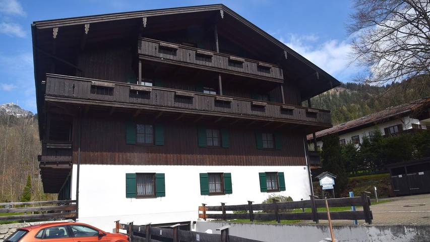 Ferienwohnung für 4 Personen, mit Garten und Sauna sowie Terrasse, mit Haustier in Bayrischzell
