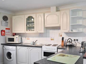 Log Cabin for 2 People in Newchurch (Isle of Wight), Isle of Wight, Photo 2