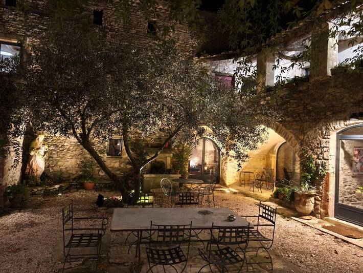 Gîte pour 3 personnes, avec piscine ainsi que jardin et vue à Saint-Hippolyte-de-Caton - 2