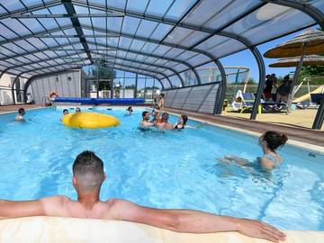 Tente pour 4 personnes, avec jacuzzi dans les Pays de la Loire
